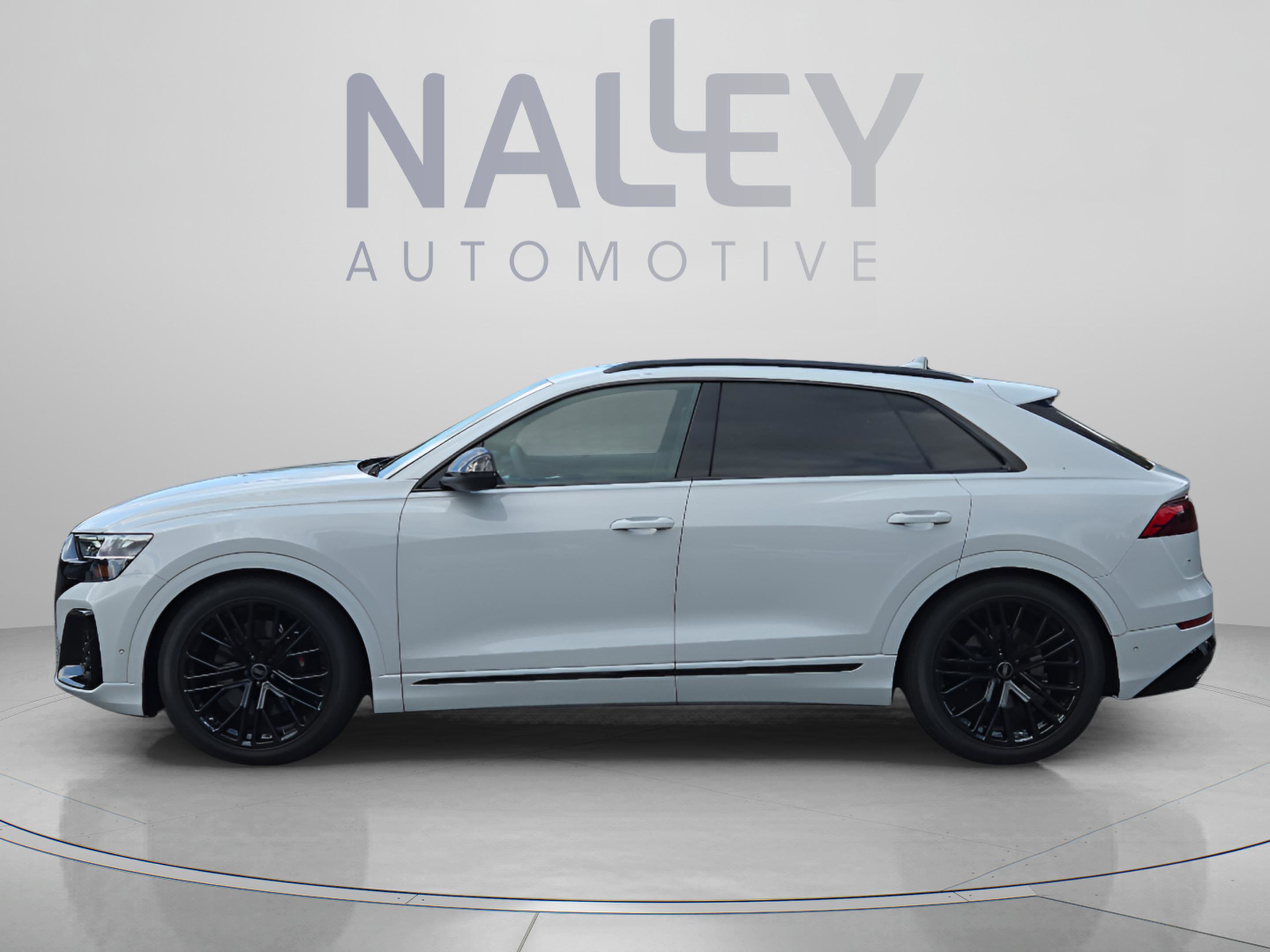 New 2025 Audi SQ8 Premium Plus image 3