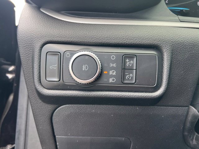 Used 2022 Ford Explorer XLT w/ Equipment Group 202A AWD/4WD image 10