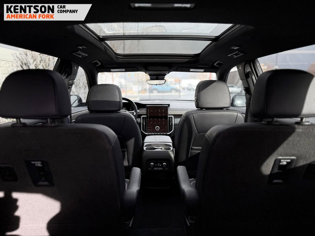 Used 2024 GMC Acadia Denali w/ Super Cruise Package image 42