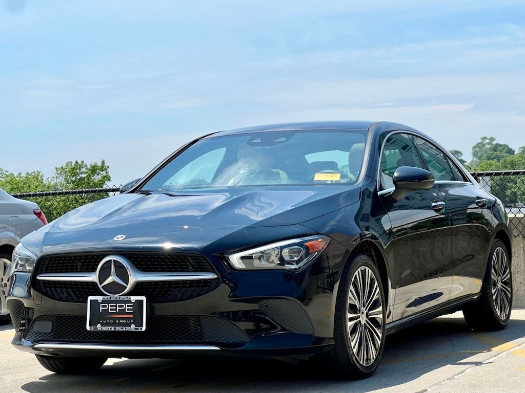 Used 2023 Mercedes-Benz CLA 250 4MATIC image 4