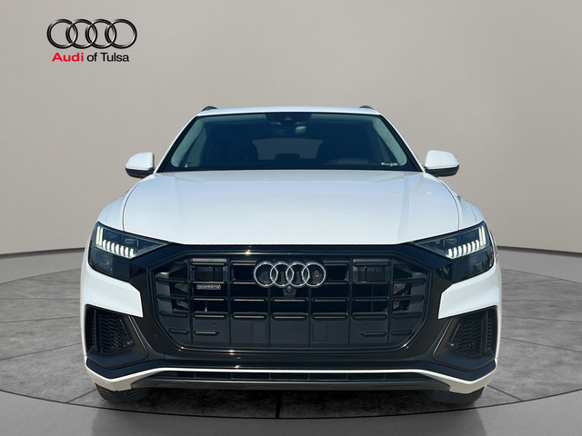 Used 2019 Audi Q8 Prestige w/ Luxury Package AWD/4WD image 2