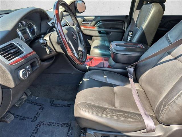Used 2013 Cadillac Escalade ESV Premium AWD/4WD image 15