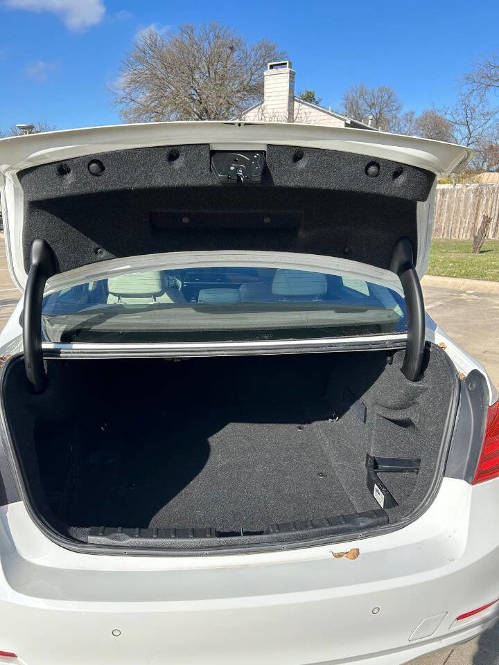 Used 2015 BMW 320i Sedan image 38