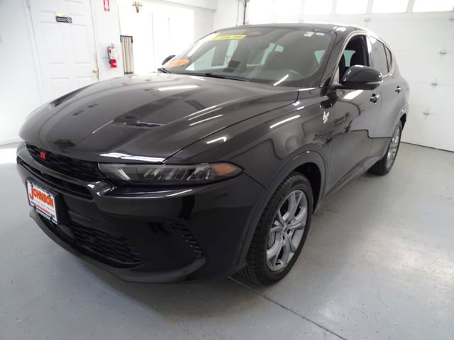 Used 2024 Dodge Hornet R/T w/ Tech Pack w/o Parking image 17