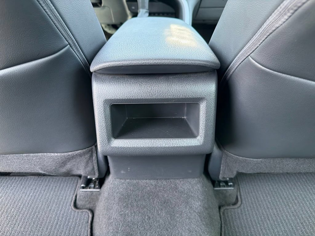 Used 2023 Toyota Camry SE FWD image 15