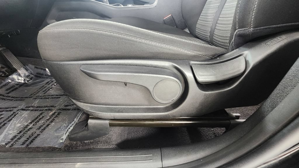 Used 2023 Kia Sorento LX AWD/4WD image 11