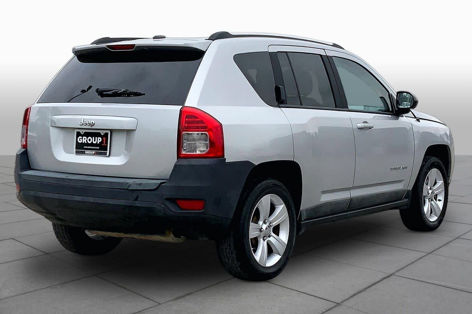 Used 2012 Jeep Compass Sport FWD image 12