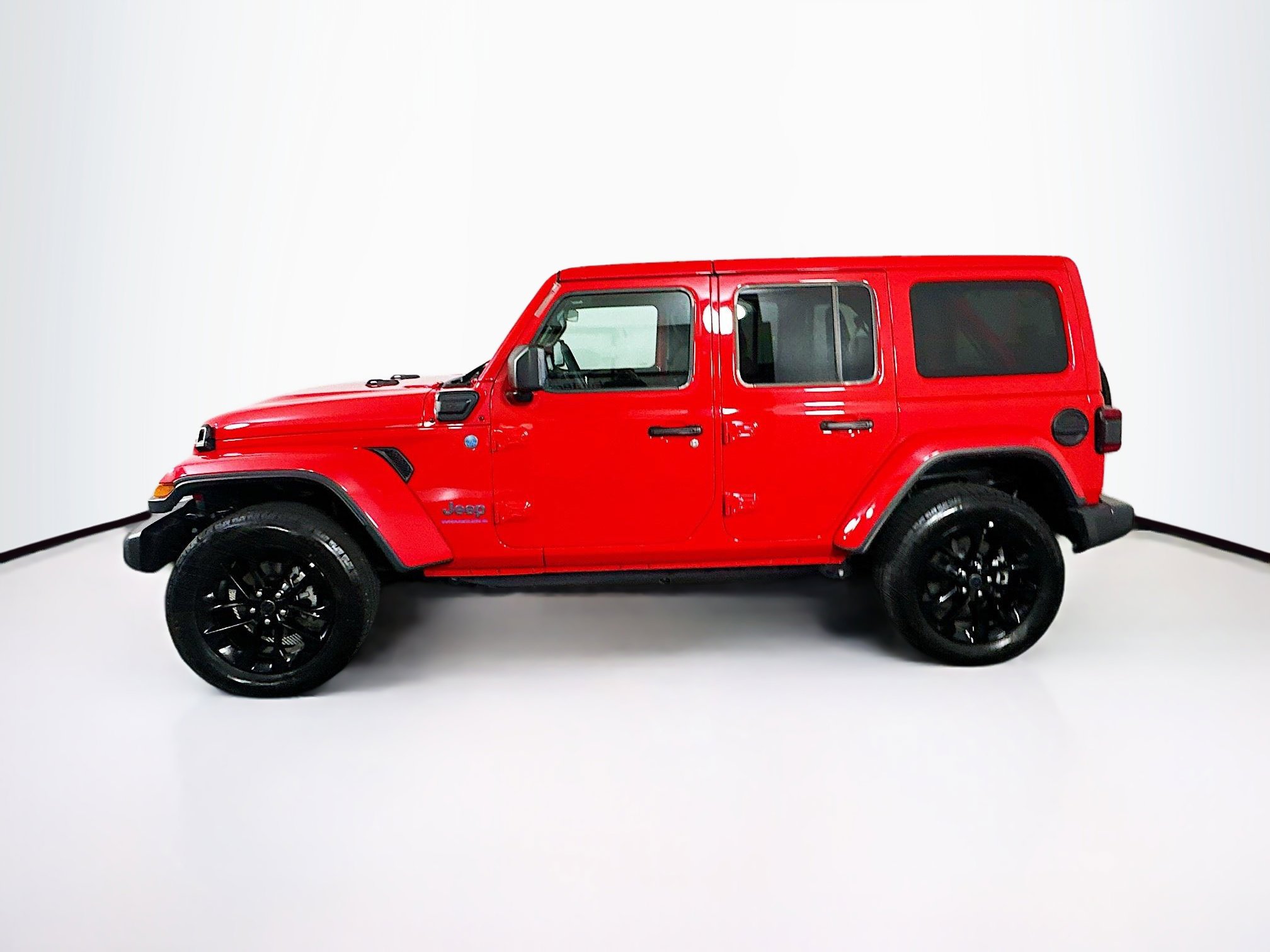 Used 2025 Jeep Wrangler Sahara w/ Safety Group image 4