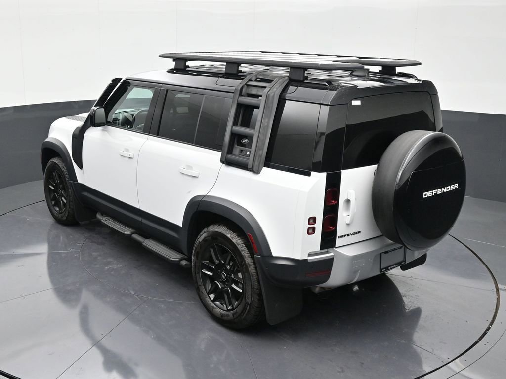 Used 2023 Land Rover Defender 110 S AWD/4WD image 14