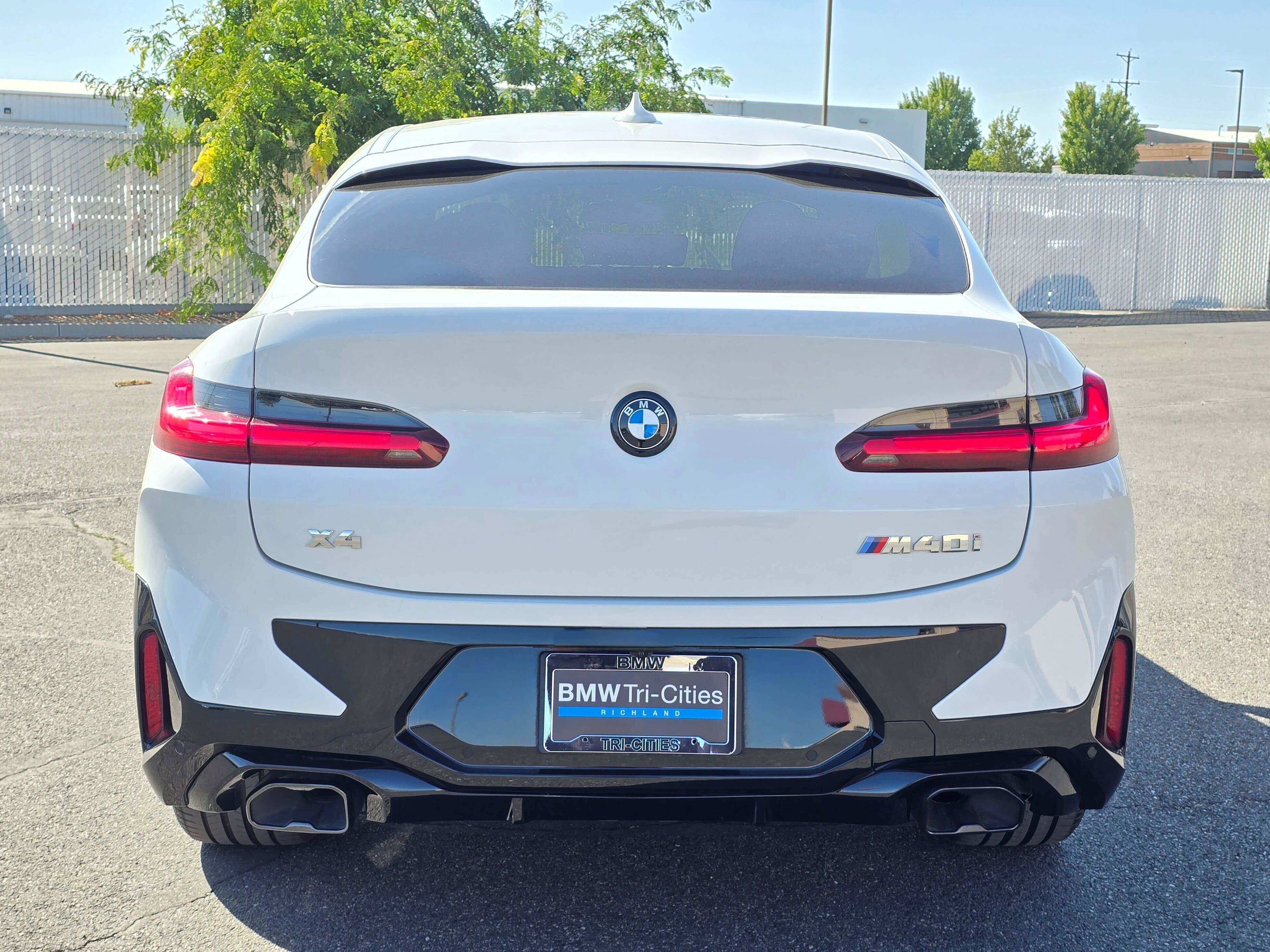 Used 2022 BMW X4 M40i AWD/4WD image 5