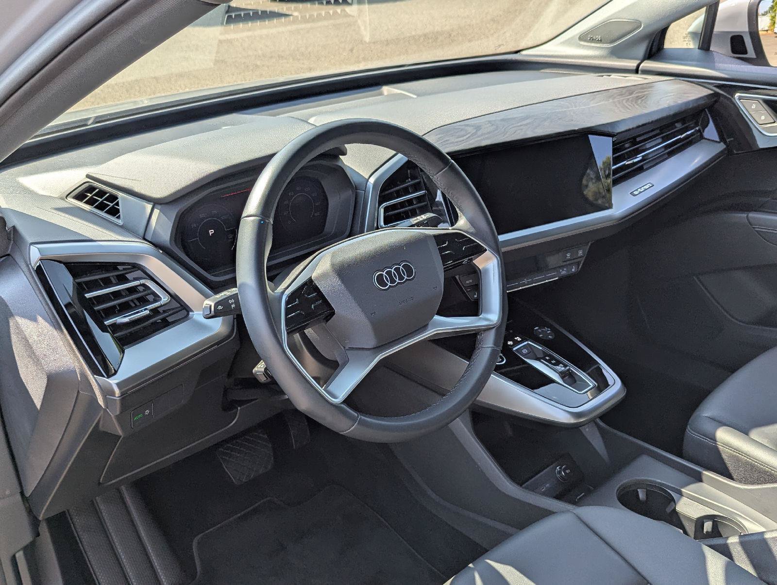 Used 2023 Audi Q4 e-tron Premium Plus AWD/4WD image 12