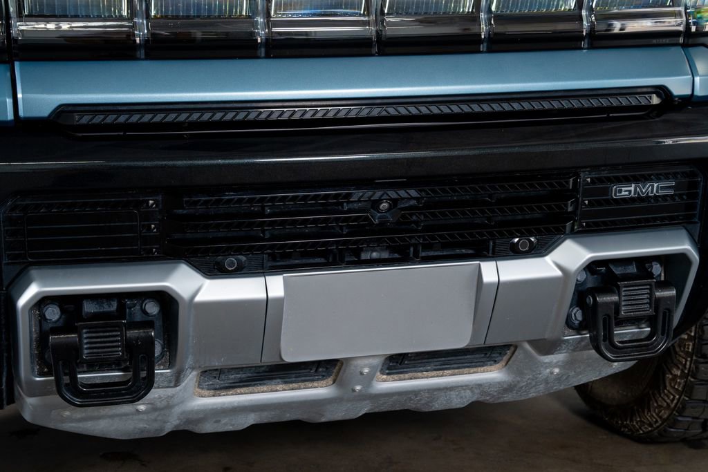 Used 2024 GMC Hummer EV 3X w/ Omega Edition AWD/4WD image 6