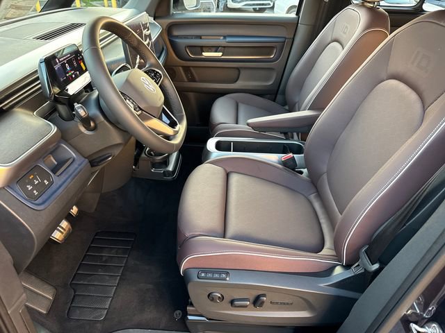 New 2025 Volkswagen ID. Buzz Pro S Plus image 31