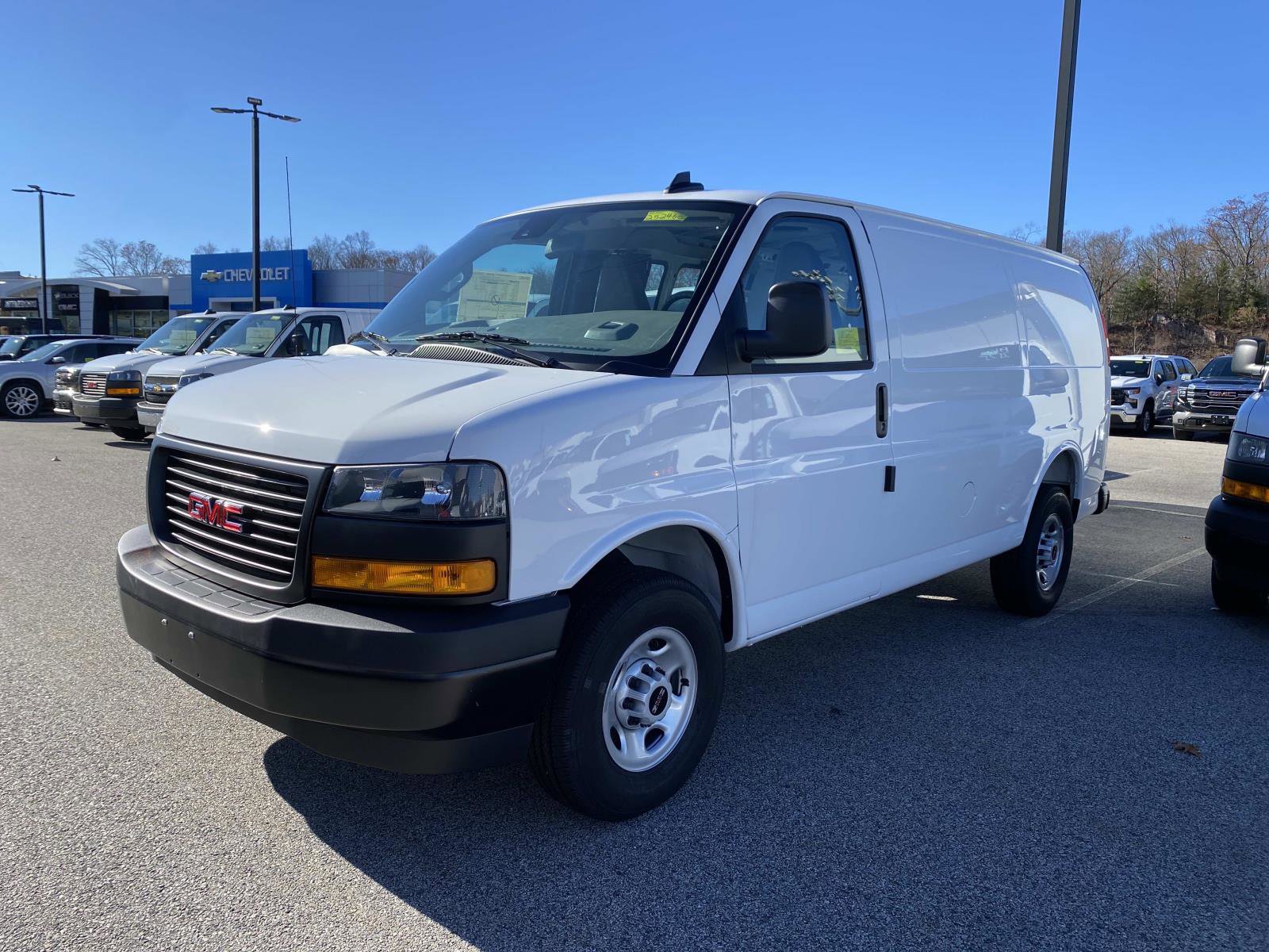 New 2025 GMC Savana 3500 w/ Driver Convenience Package