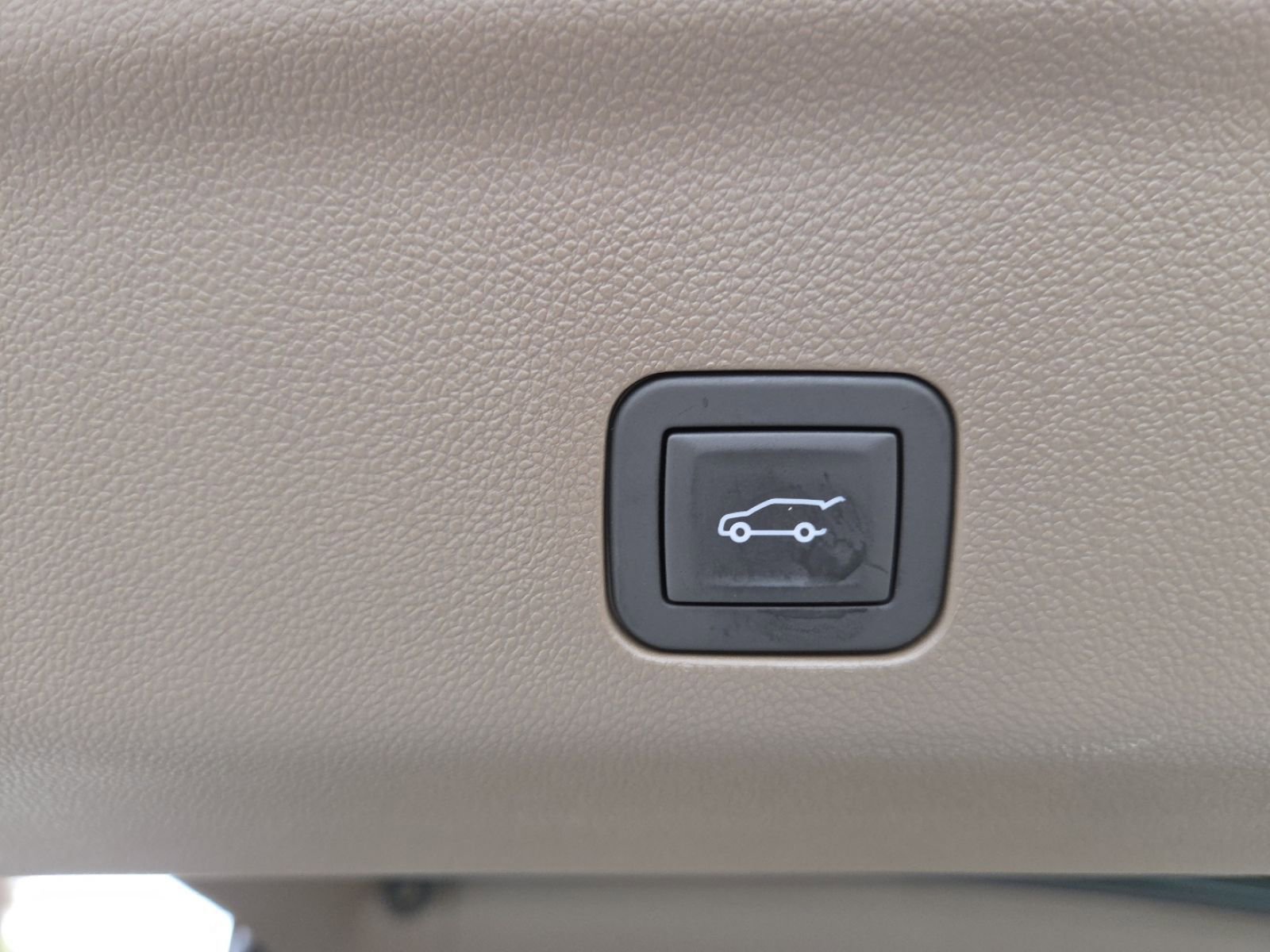 New 2026 GMC Yukon XL Denali image 23