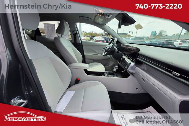 Used 2024 Hyundai Kona SEL image 27