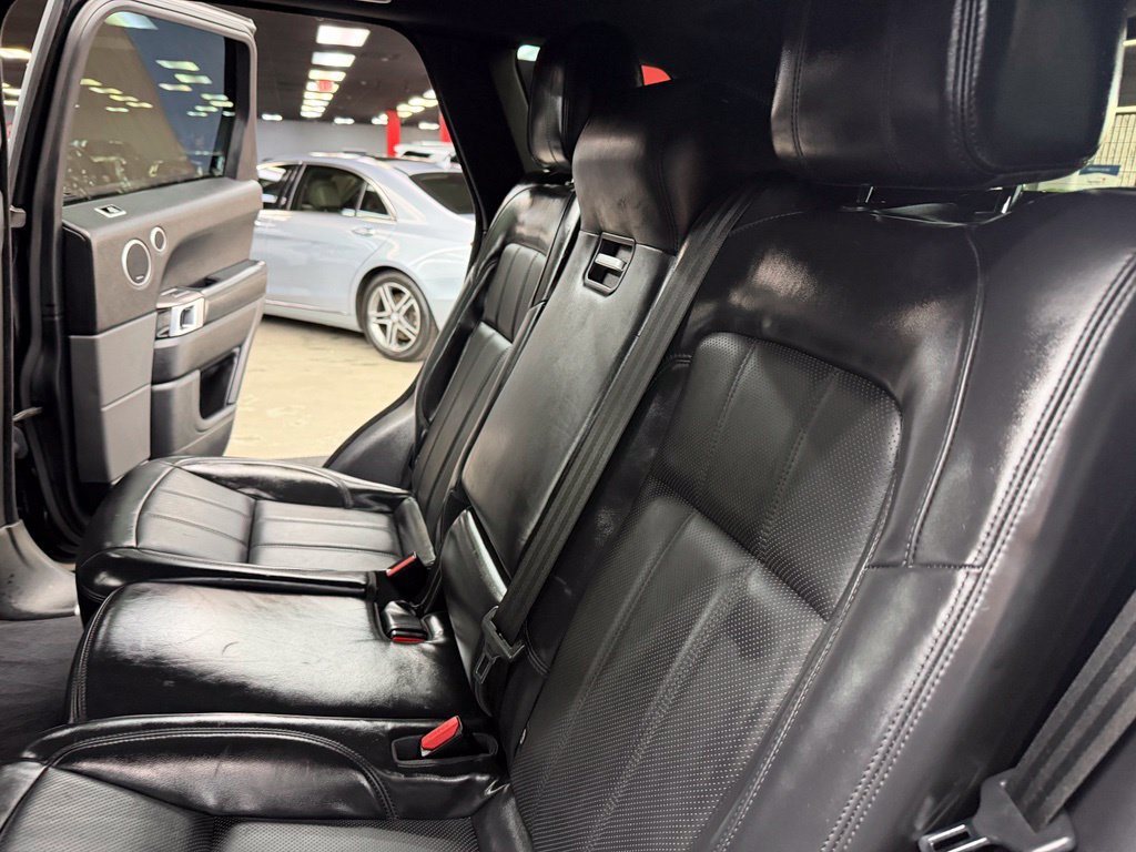 Used 2019 Land Rover Range Rover Sport HSE AWD/4WD image 36
