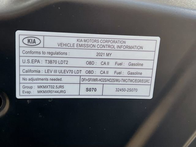Certified 2021 Kia Sorento S w/ Panoramic Sunroof Package image 35