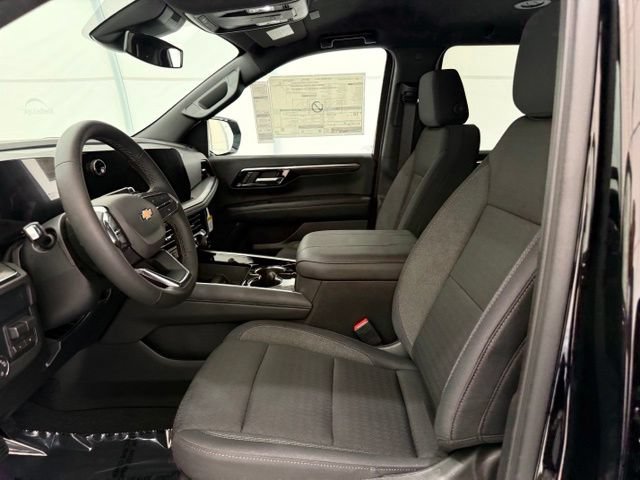 New 2026 Chevrolet Suburban LS w/ Max Trailering Package AWD/4WD image 13