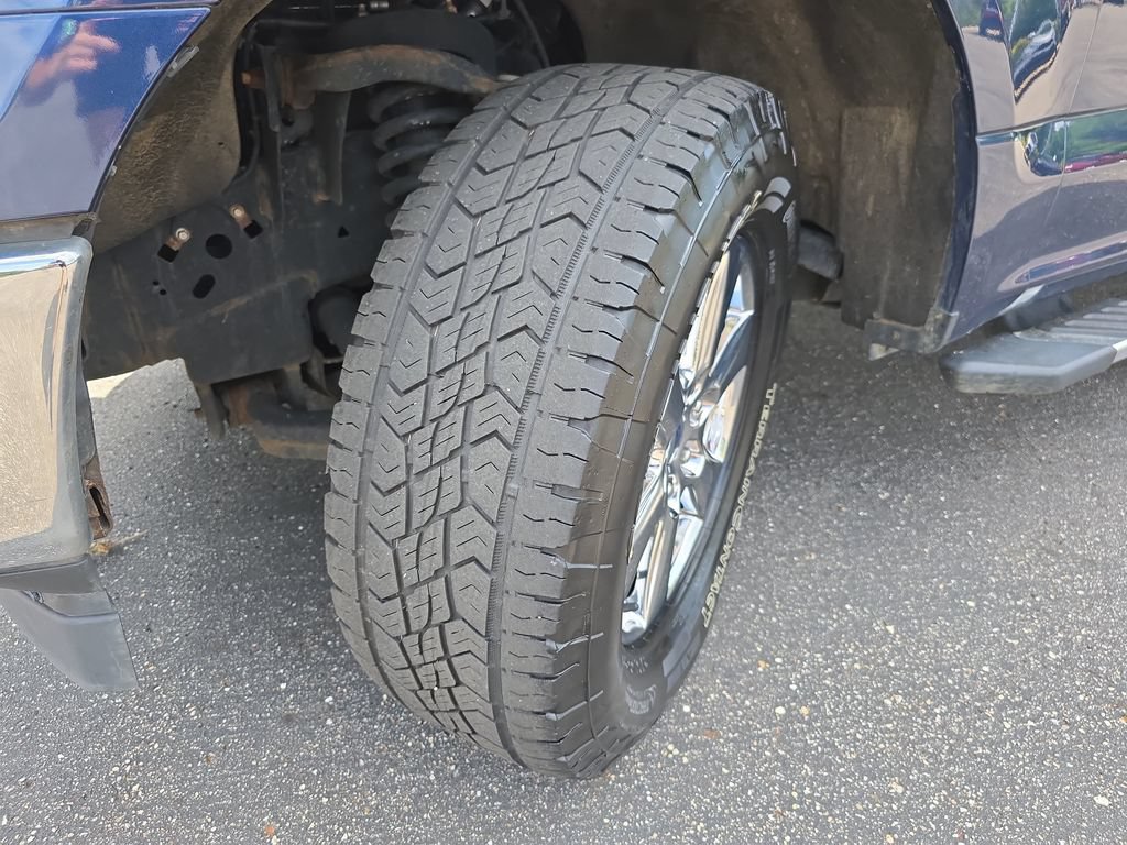 Used 2019 Ford F150 XLT w/ Equipment Group 302A Luxury AWD/4WD image 35