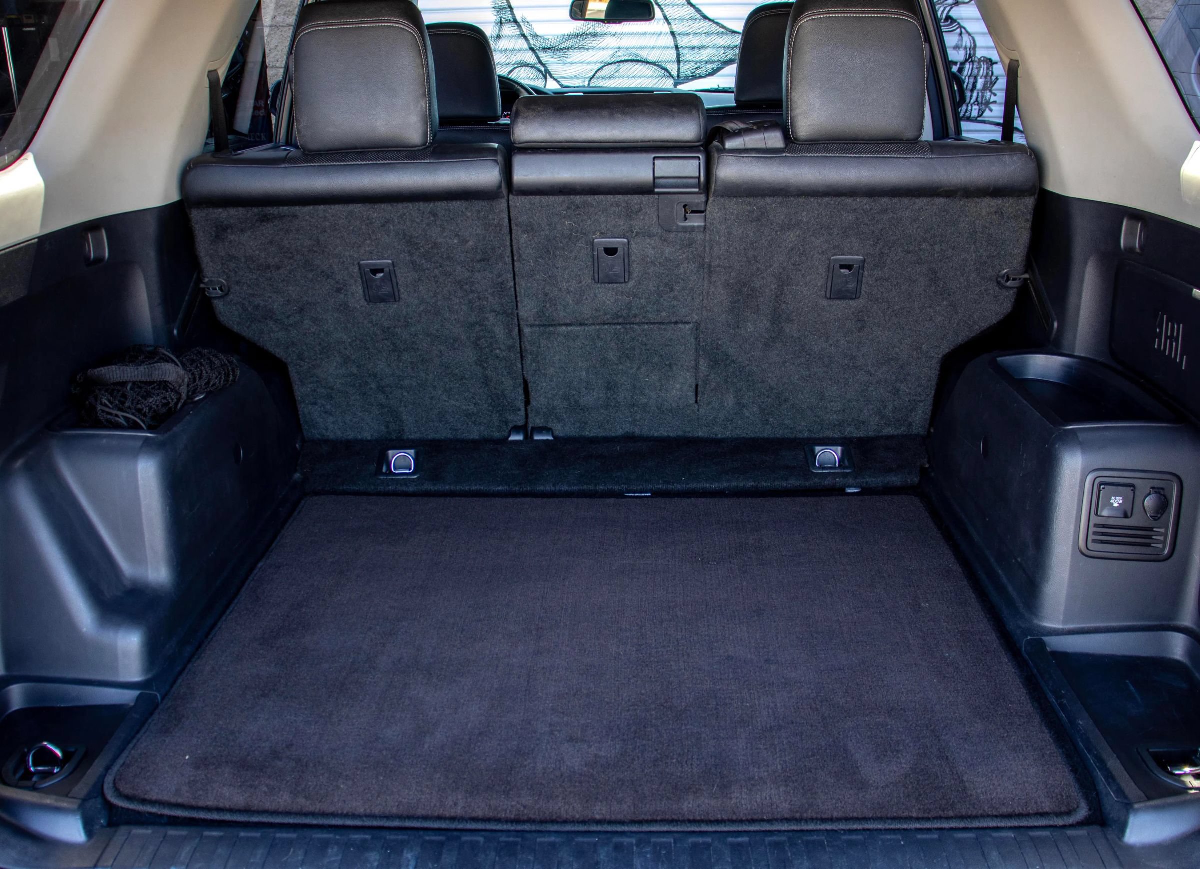 Used 2014 Toyota 4Runner Limited AWD/4WD image 18
