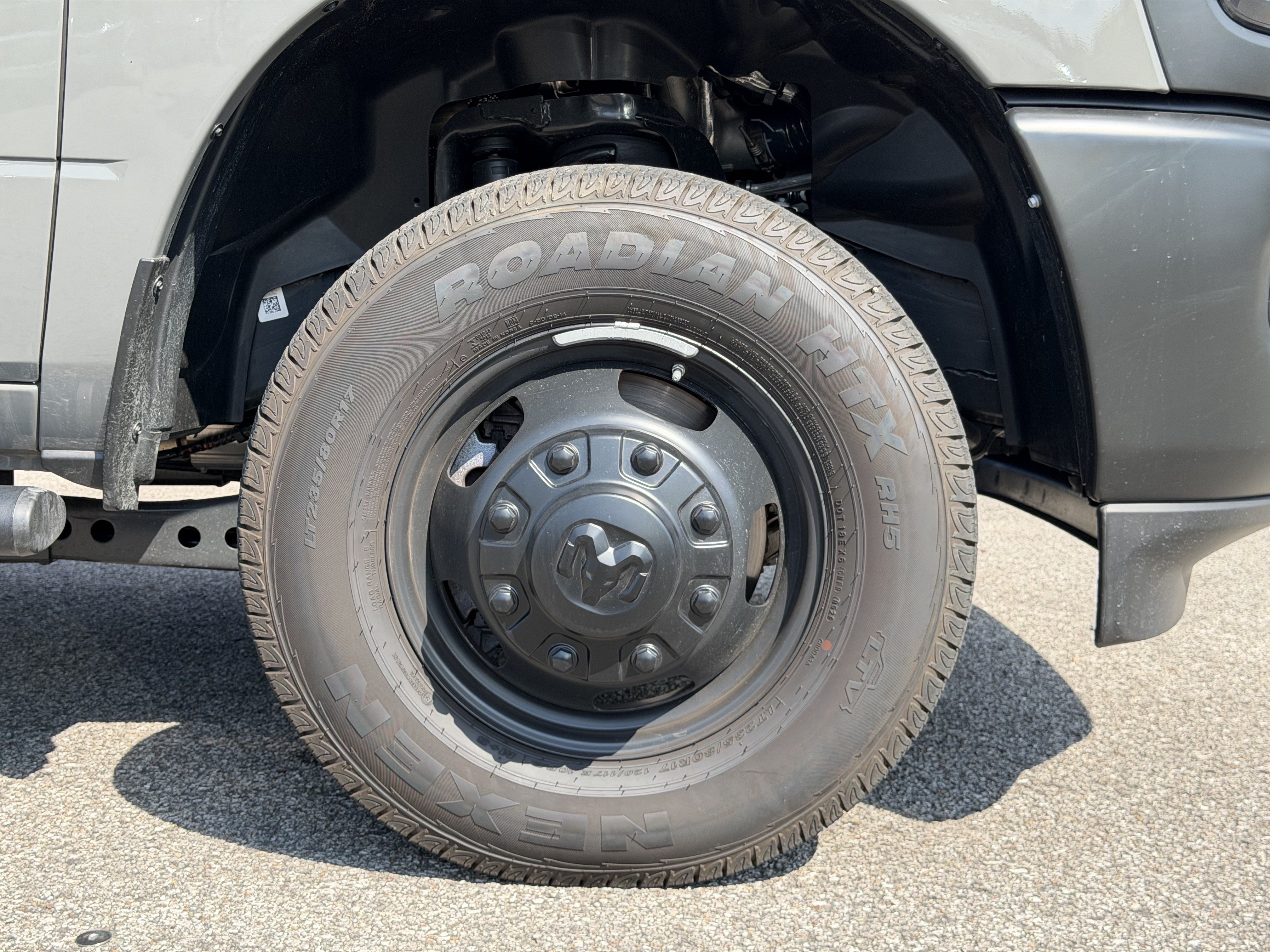 New 2026 RAM 3500 Tradesman AWD/4WD image 13