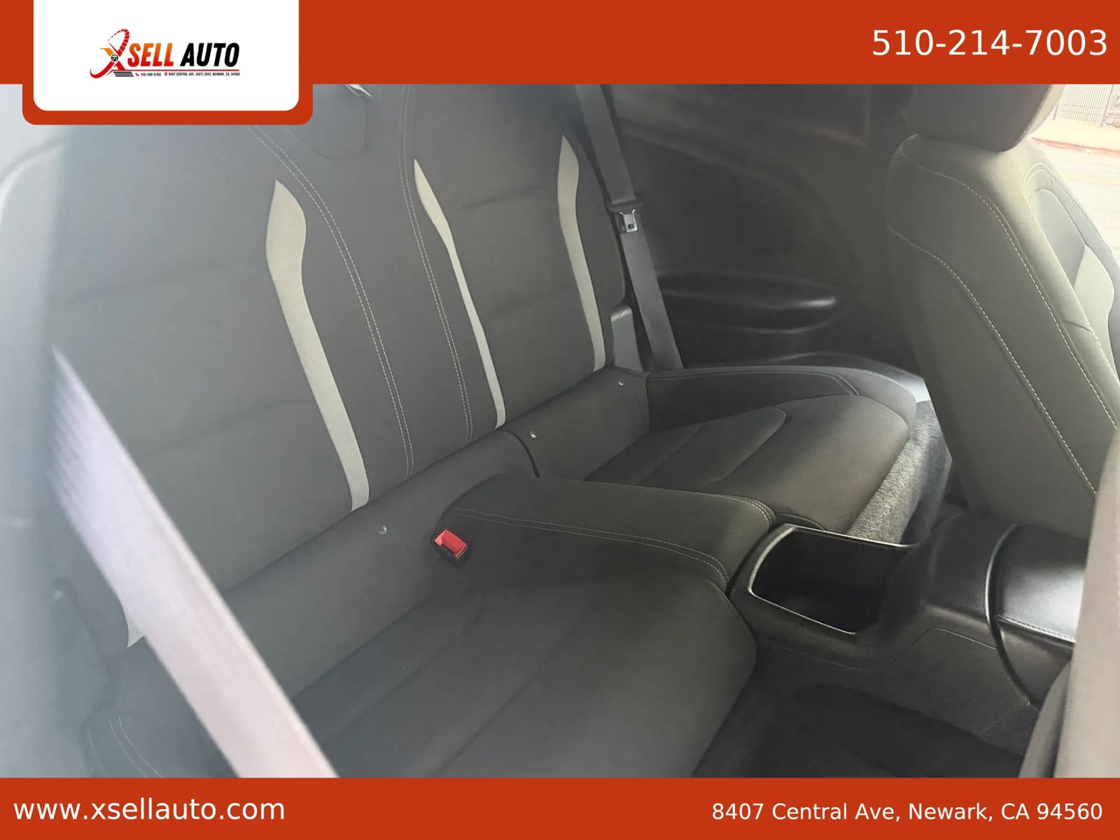 Used 2017 Chevrolet Camaro SS RWD image 9