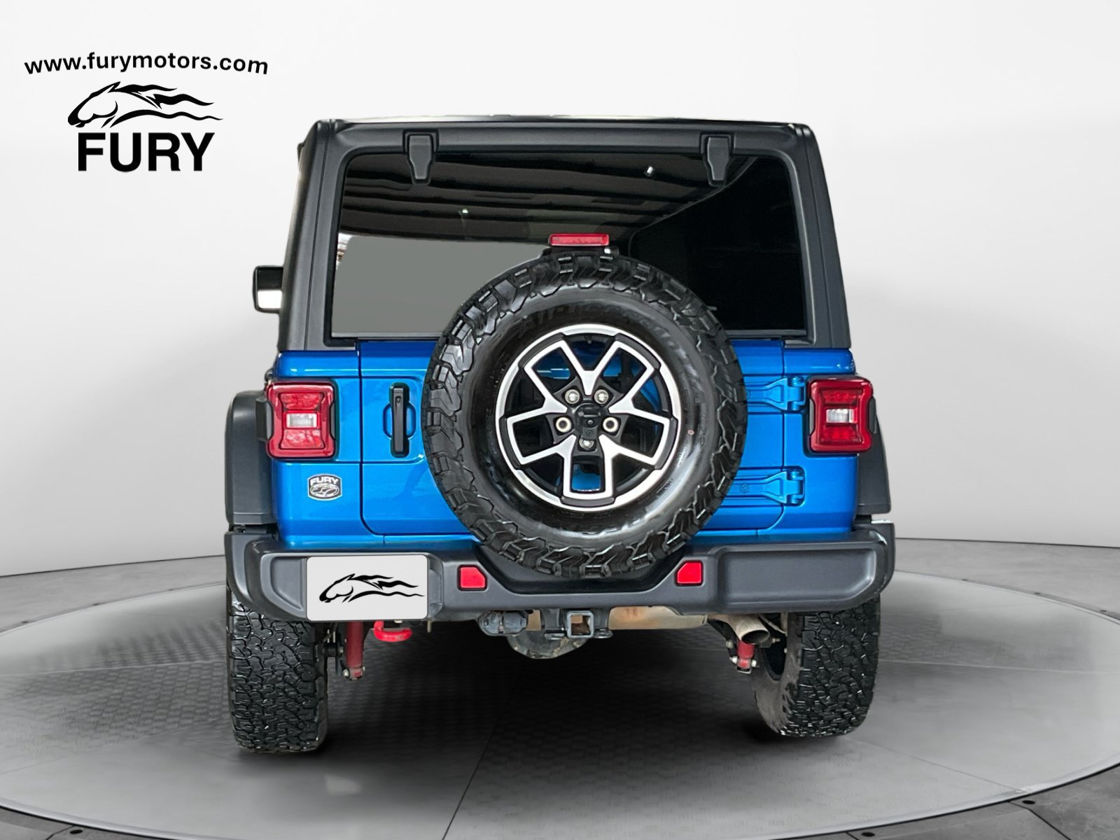 Used 2025 Jeep Wrangler Unlimited Rubicon w/ Convenience Group AWD/4WD image 5