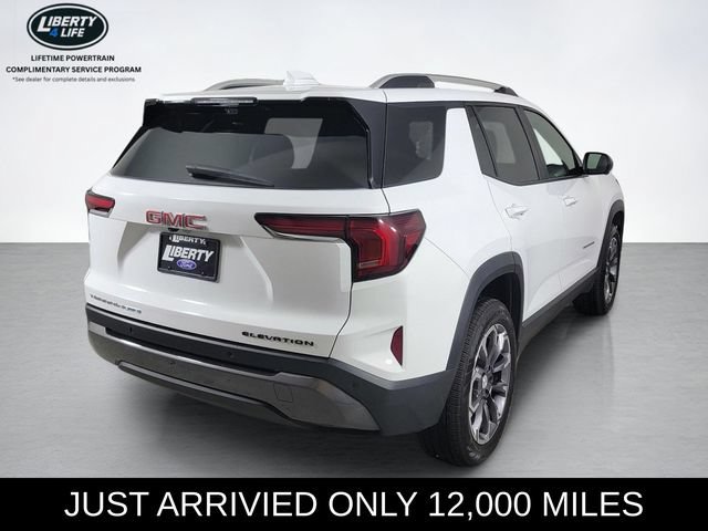 Used 2026 GMC Terrain Elevation w/ Elevation Premium Package AWD/4WD image 3