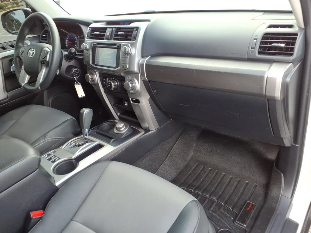 Used 2019 Toyota 4Runner SR5 Premium AWD/4WD image 11