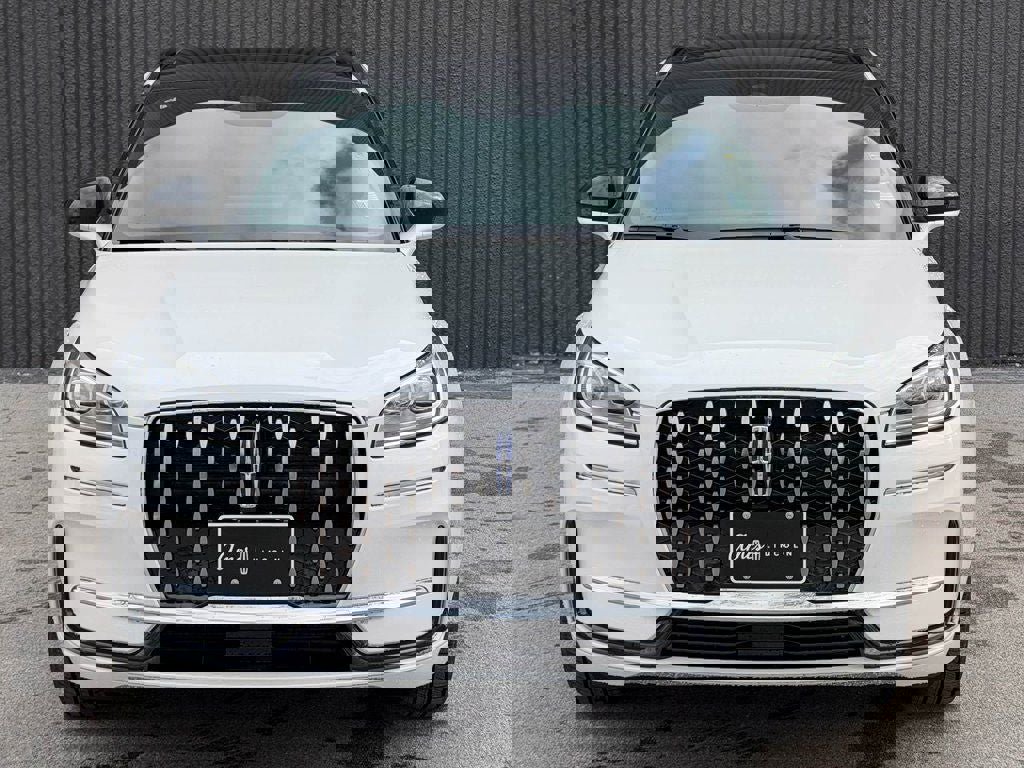 New 2026 Lincoln Corsair Grand Touring image 2