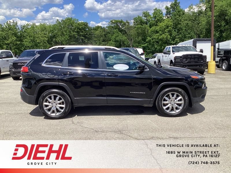 Used 2017 Jeep Cherokee Limited AWD/4WD image 8