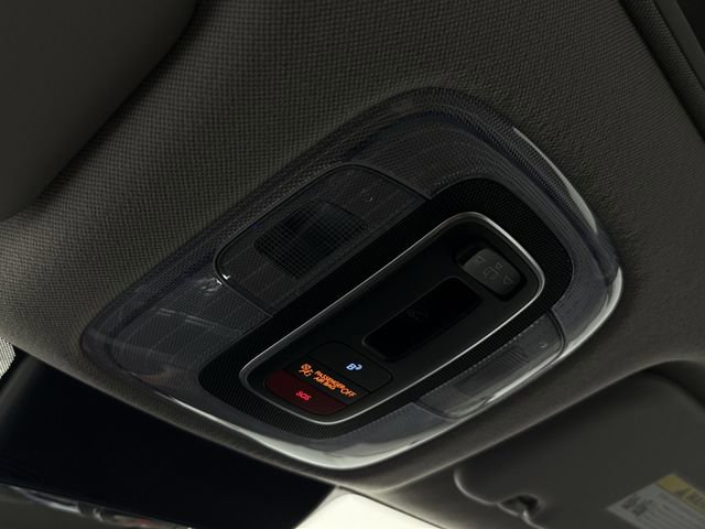 Used 2025 Hyundai Elantra Limited FWD image 25