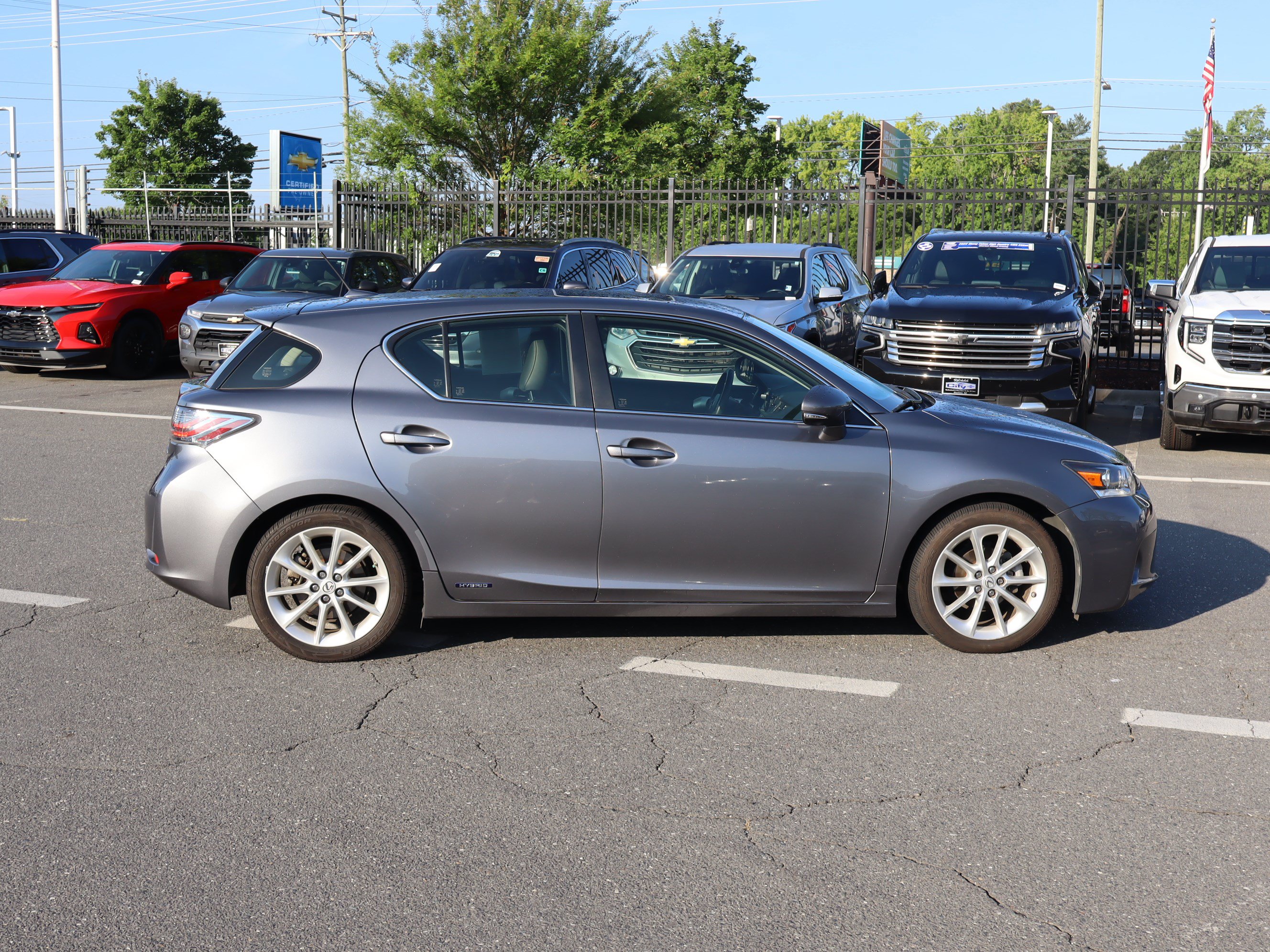 Used 2013 Lexus CT 200h w/ Premium Pkg w/Backup Camera FWD image 22