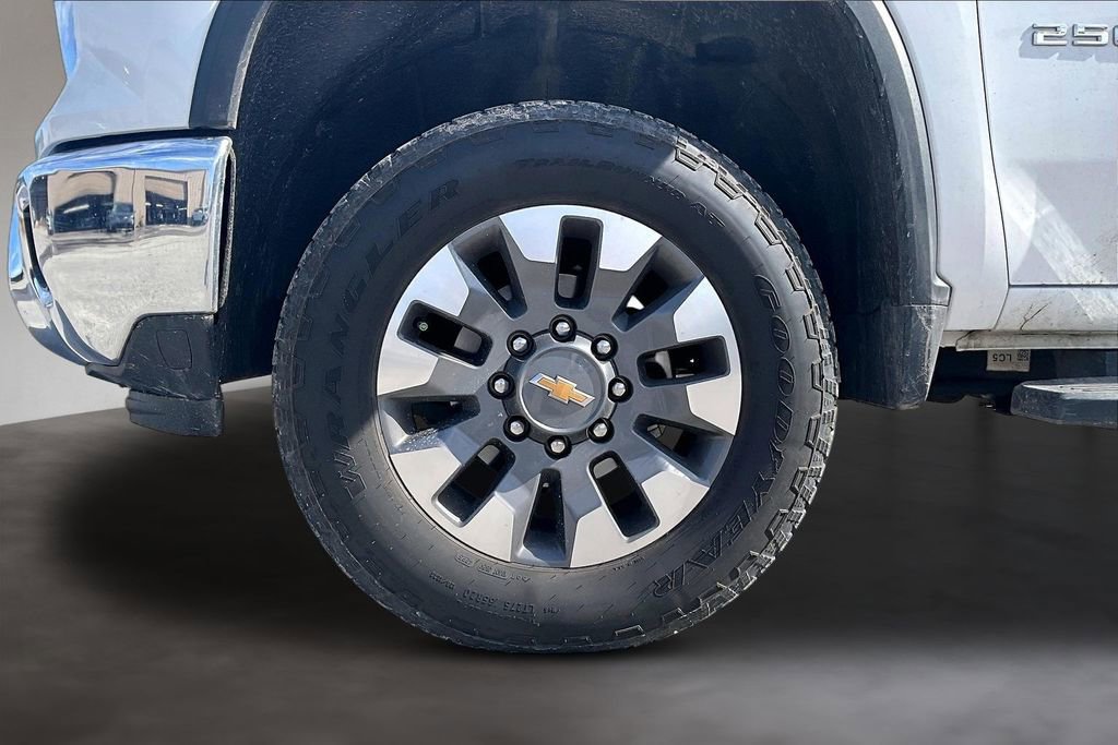 Used 2024 Chevrolet Silverado 2500 LT w/ All Star Edition image 32