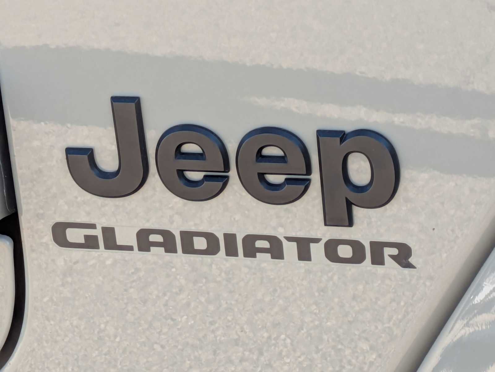 Used 2022 Jeep Gladiator Sport image 11