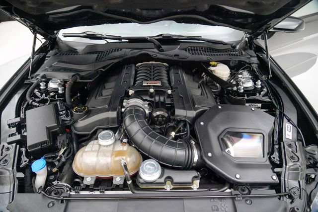 Used 2020 Ford Mustang GT Premium w/ GT Performance Package RWD image 12