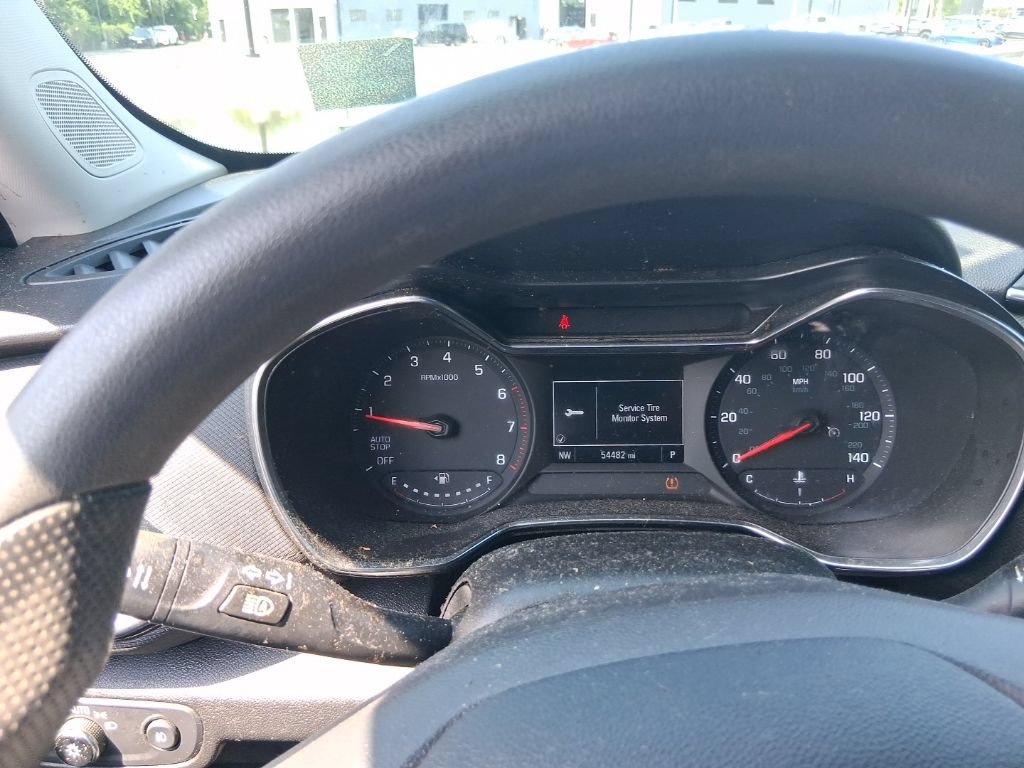 Used 2021 Chevrolet TrailBlazer LT w/ Convenience Package FWD image 9