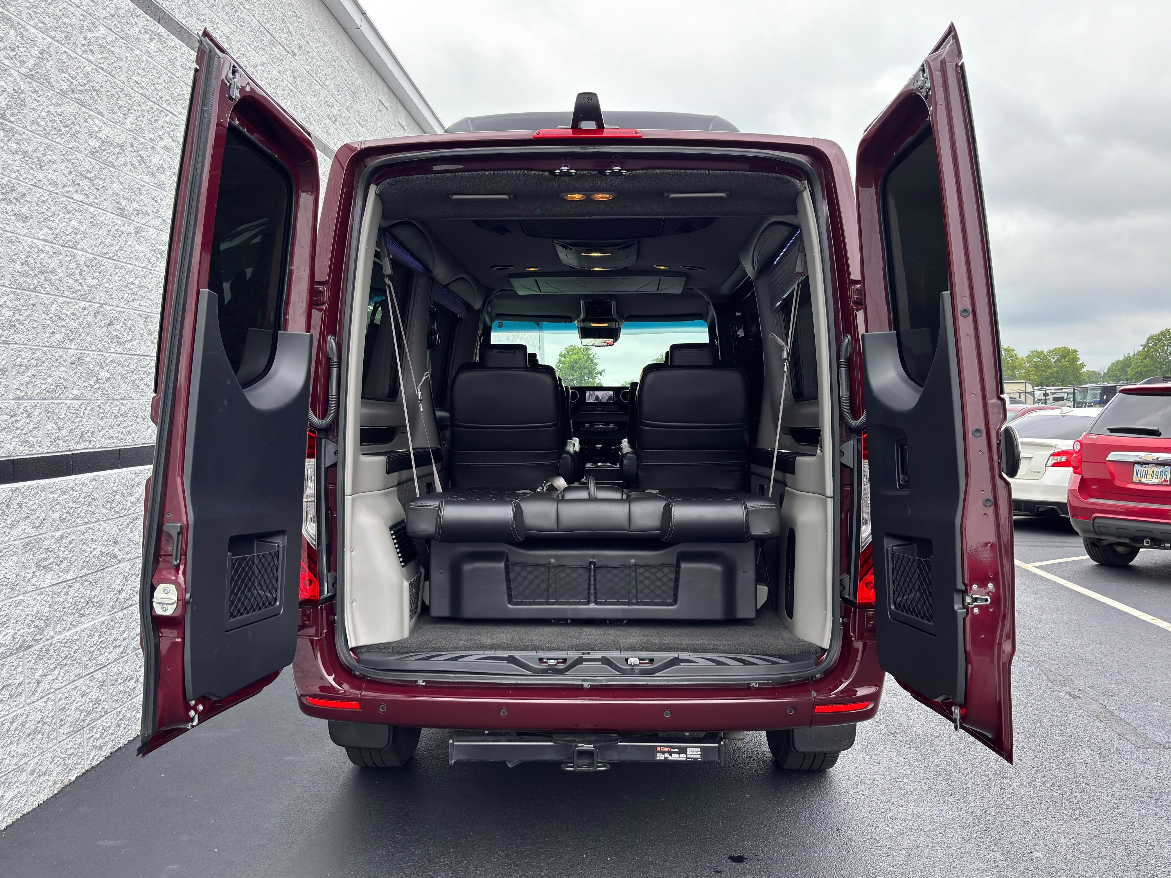 Used 2024 Mercedes-Benz Sprinter 2500 image 15