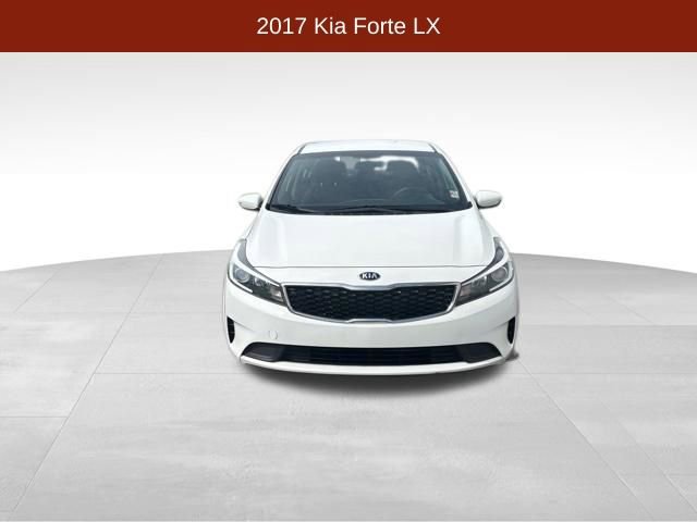 Used 2017 Kia Forte LX FWD image 2