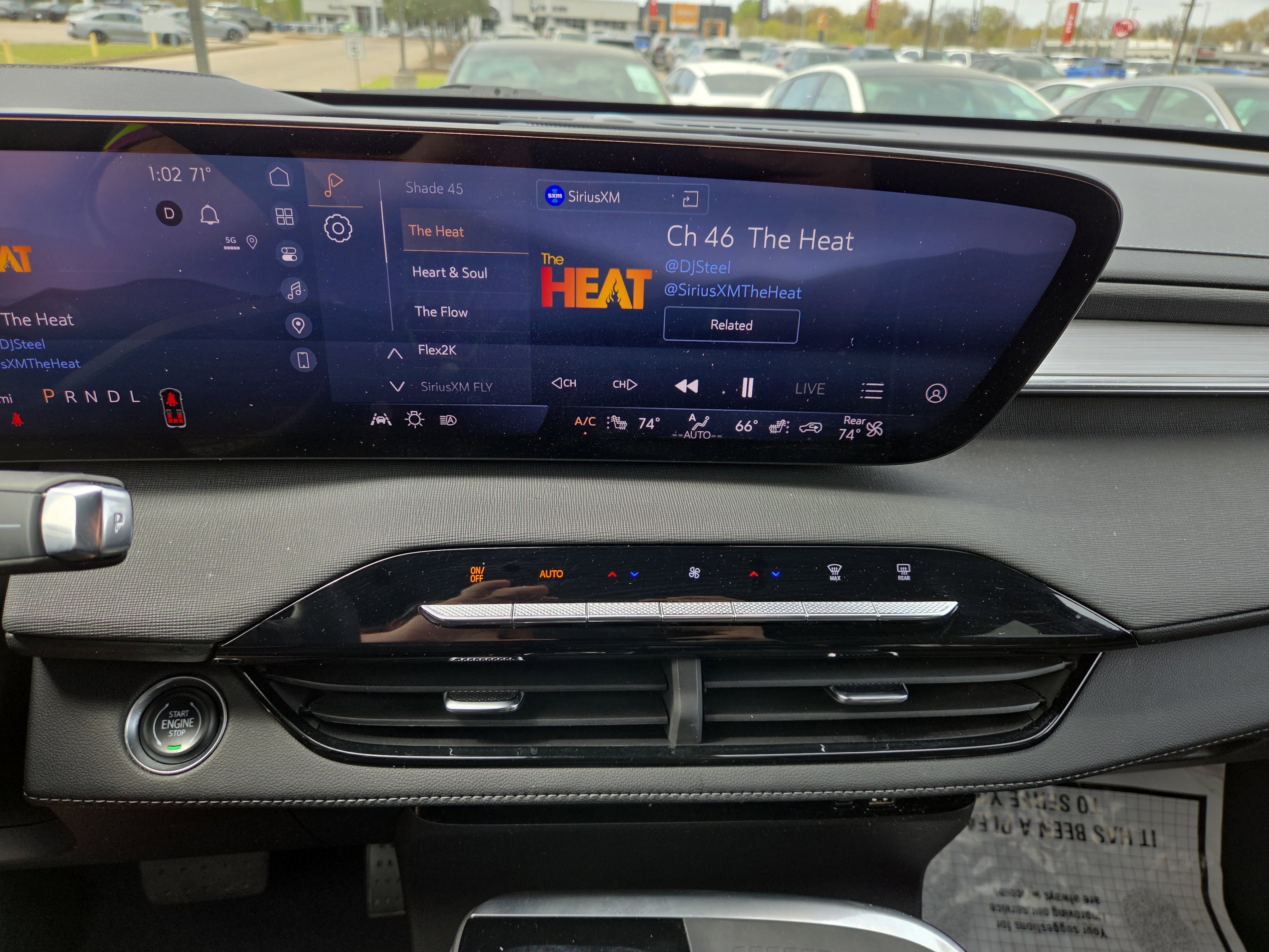 Used 2025 Buick Enclave Preferred w/ Power Package image 11