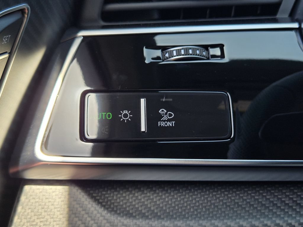 New 2026 Audi SQ7 Prestige AWD/4WD image 26