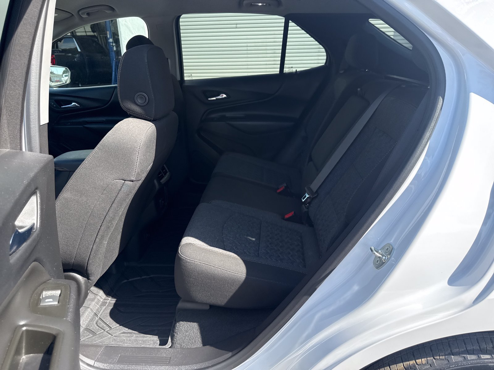 Used 2022 Chevrolet Equinox LT FWD image 25