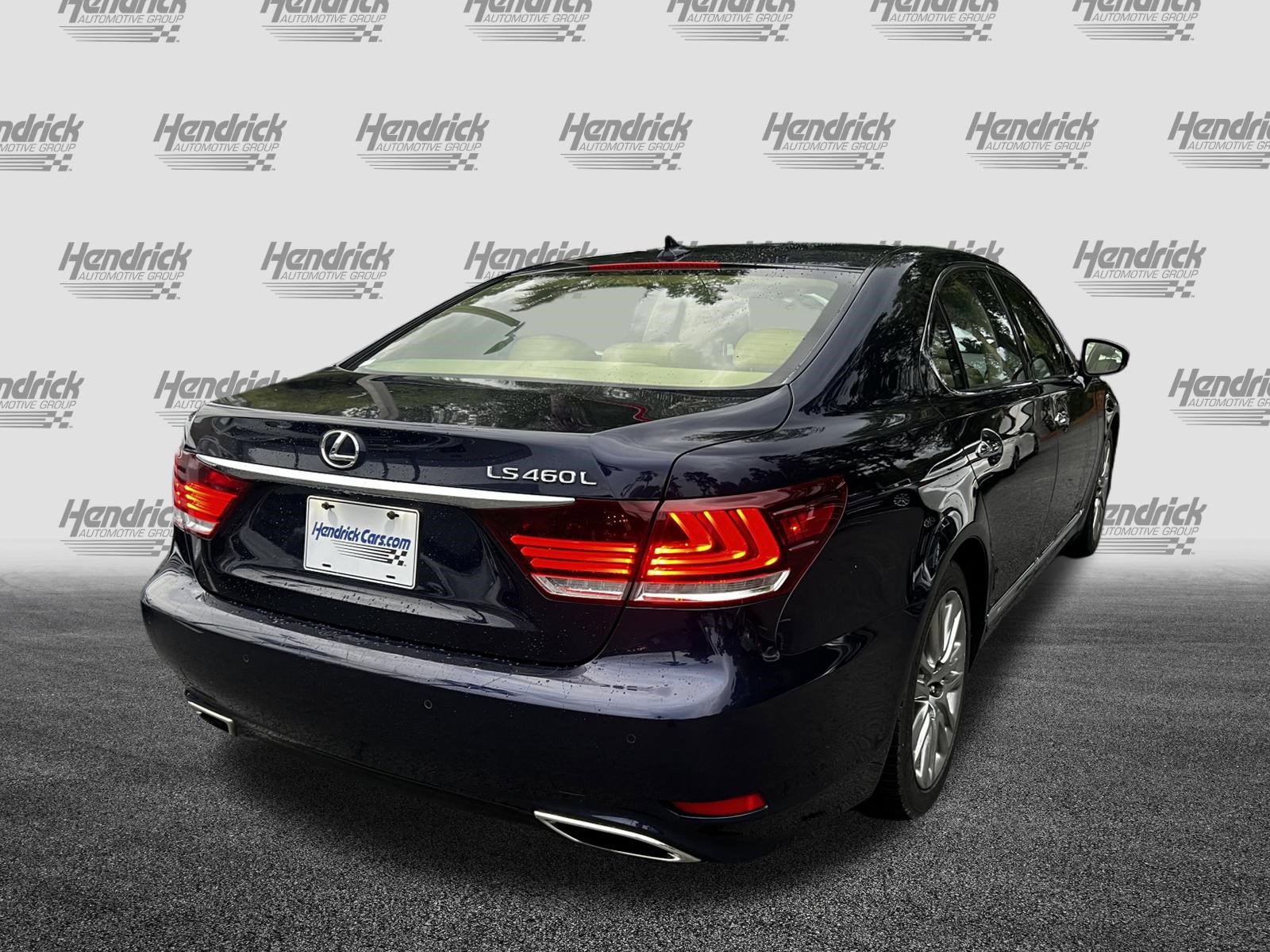 Used 2013 Lexus LS 460 L w/ Preferred Accessory Package RWD image 9