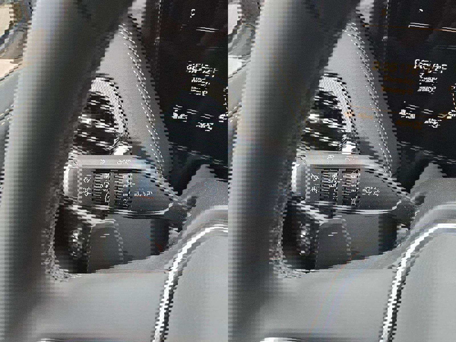 New 2026 GMC Yukon XL Elevation image 13