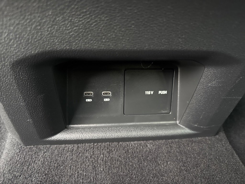 Used 2021 Volkswagen Atlas Cross Sport SEL Premium image 47