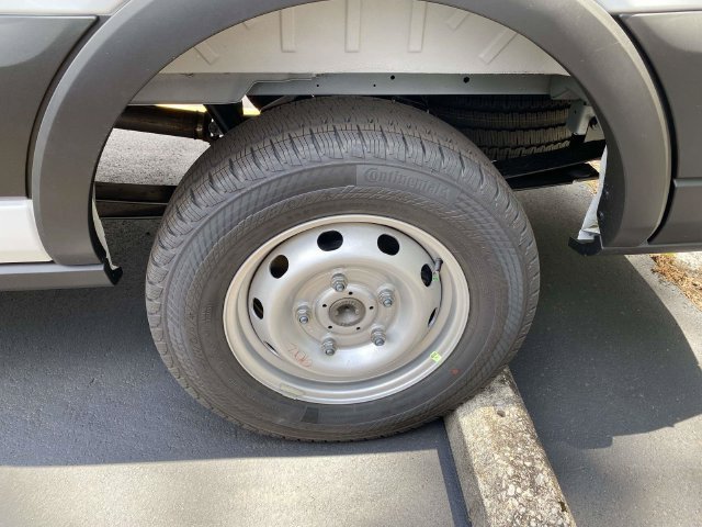 New 2026 Ford Transit 250 148 Medium Roof w/ Load Area Protection Package RWD image 6