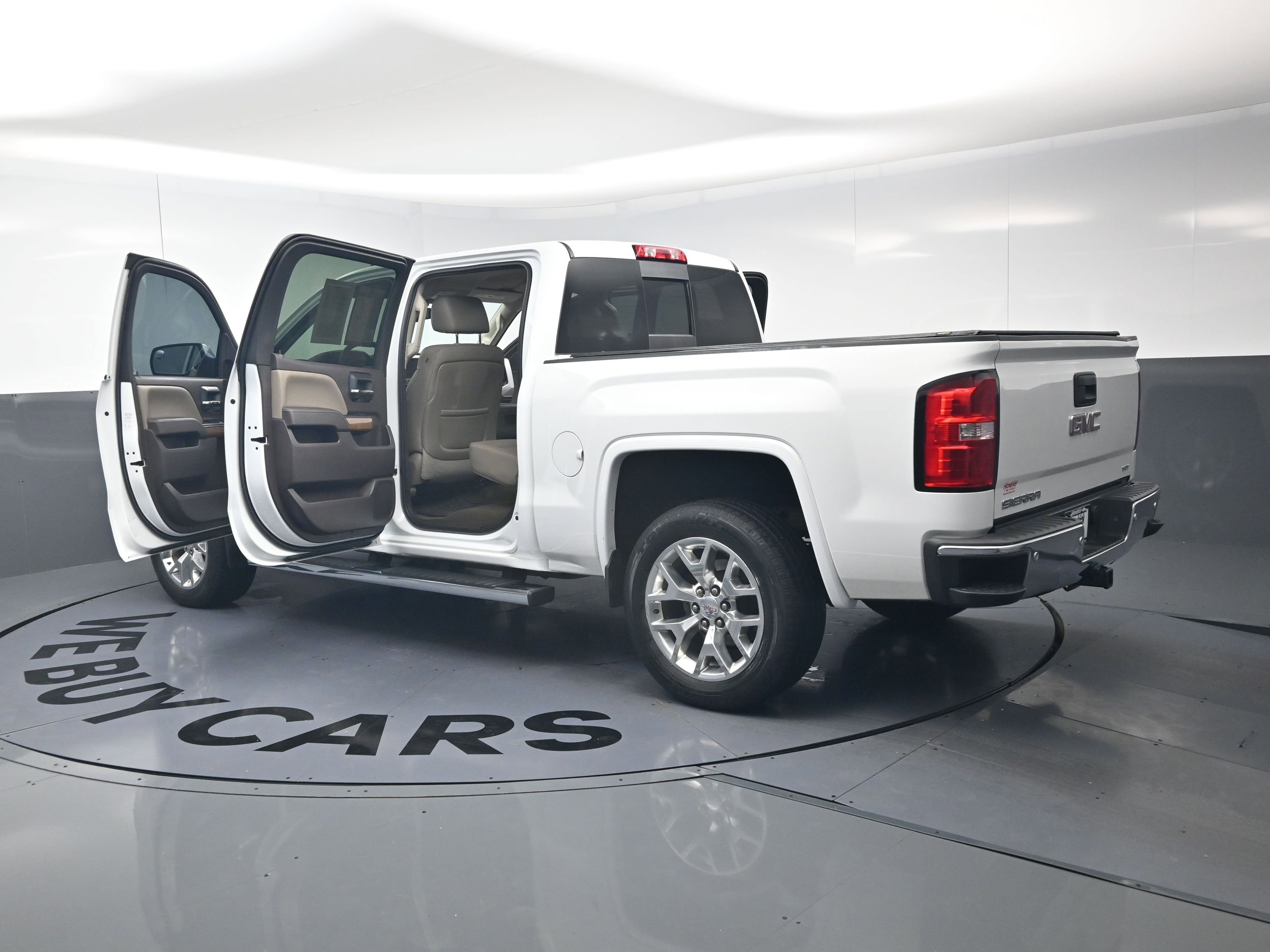 Used 2015 GMC Sierra 1500 SLT w/ SLT Crew Cab Value Package image 28