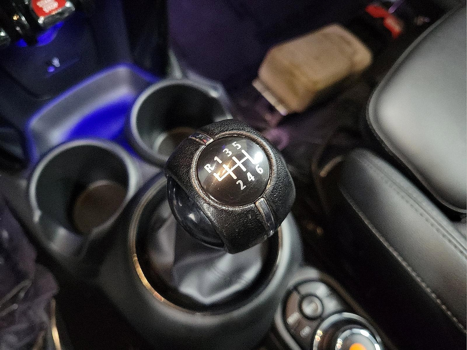 Used 2021 MINI Cooper S w/ 6.5" Touchscreen Package image 14