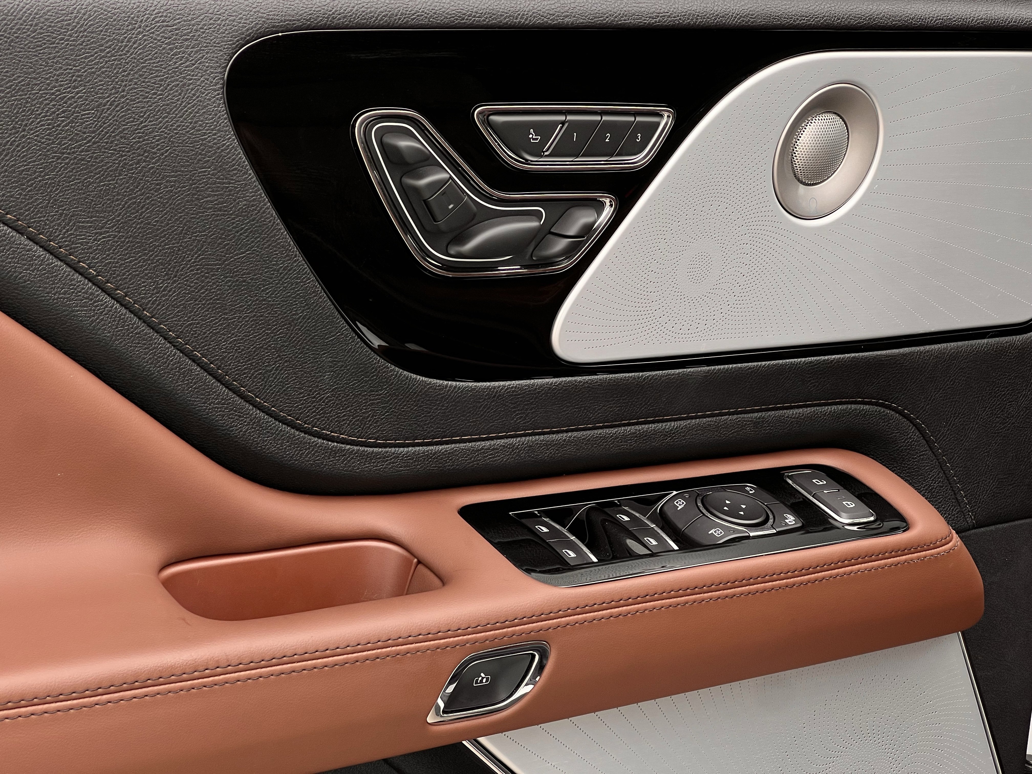New 2026 Lincoln Aviator Reserve AWD/4WD image 20